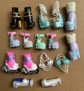 Sandalias de muñeca LOL a escala 1/6, botas, sujetadores, zapatos de patinaje, accesorios de vestir para muñecas DIY coloridos, piezas de juguete con personalidad