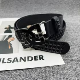 Cinturón Punk de Lujo 2026 para Mujer y Hombre – Estilo Y2K, Diseño con Tachuelas, Alta Calidad, Hebilla Metálica de Moda