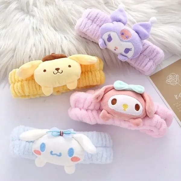 1 unidad de diadema de felpa Kawaii con diseño de personajes de dibujos animados (Hello Melody, Kitties, Kuromi, Cinnamoroll, Pompom Purin) para lavarse la cara