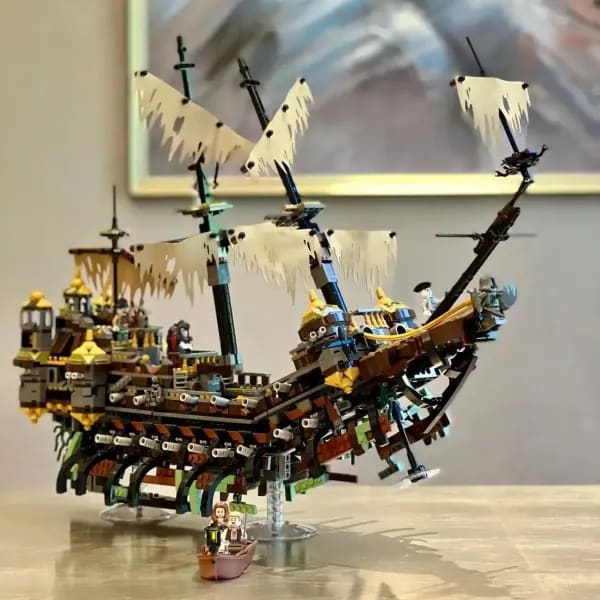 2294 Uds. Barco Piratas caribeño Imperial conjunto de bloques de construcción modelo insignia Compatible 71042 regalos de Navidad para niños Juguetes