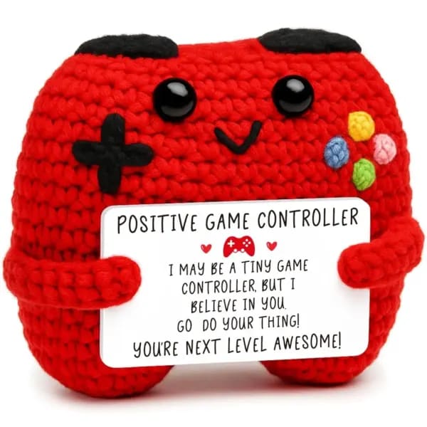 1 pieza de controlador de juego de ganchillo positivo, regalo para jugadores masculinos y adolescentes, controlador de juego hecho a mano para amigos y hermanos, decoración de ganchillo de inspiración emocional, regalo de cumpleaños y San Valentín