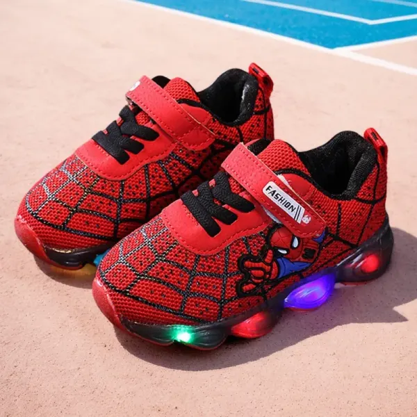2025 nuevas zapatillas de deporte iluminadas transpirables para niños Spiiderman zapatos luminosos para niños zapatos deportivos para estudiantes y adolescentes zapatos casuales para niños