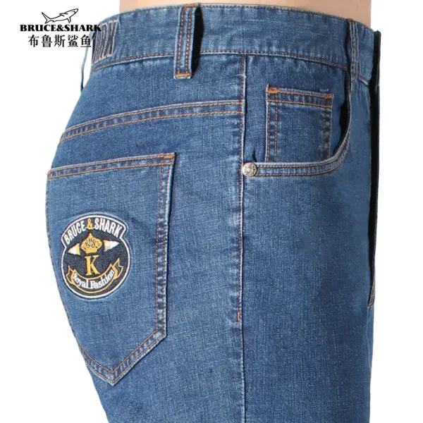 Nuevos pantalones vaqueros azules finos de verano para hombre, pantalones vaqueros informales rectos elásticos de algodón, pantalones vaqueros Bruce & Shark para hombre, pantalones vaqueros clásicos de moda para hombre, pantalones vaqueros grandes