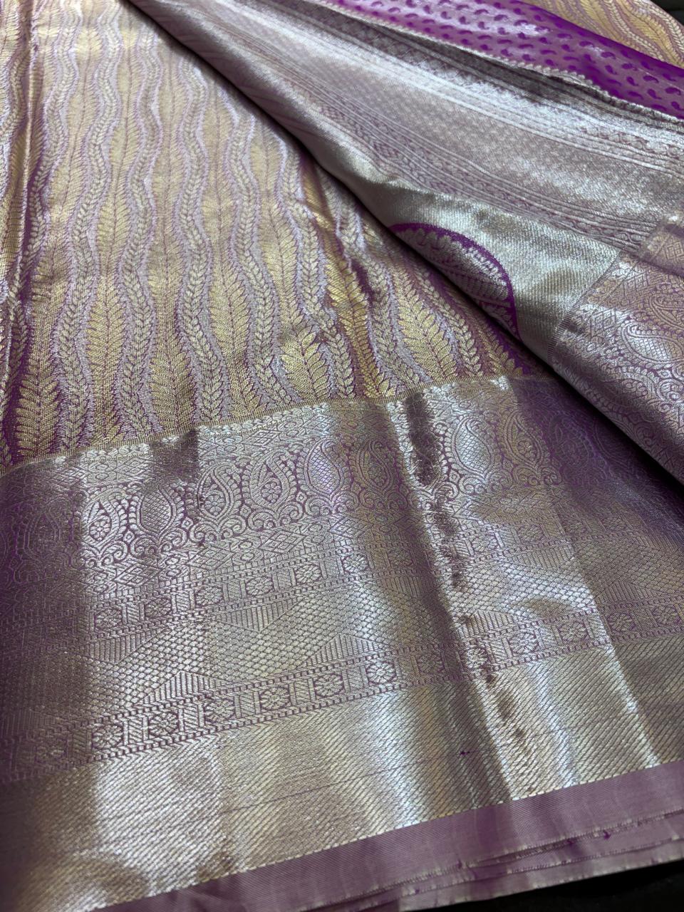 Royal South Tissue Silk - Detailed View 3