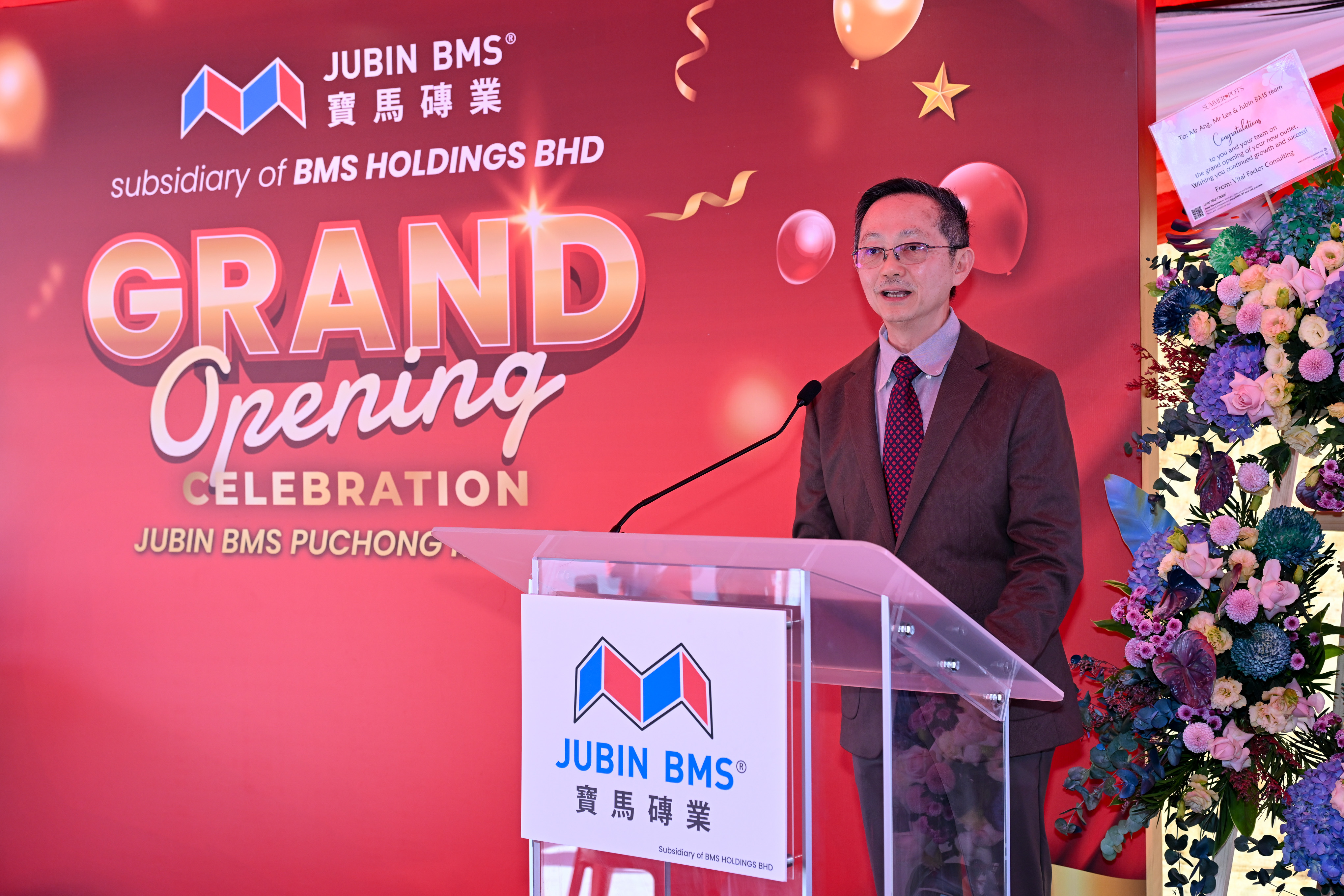 Jubin BMS management delivering an opening speech at the Puchong Kinrara showroom
