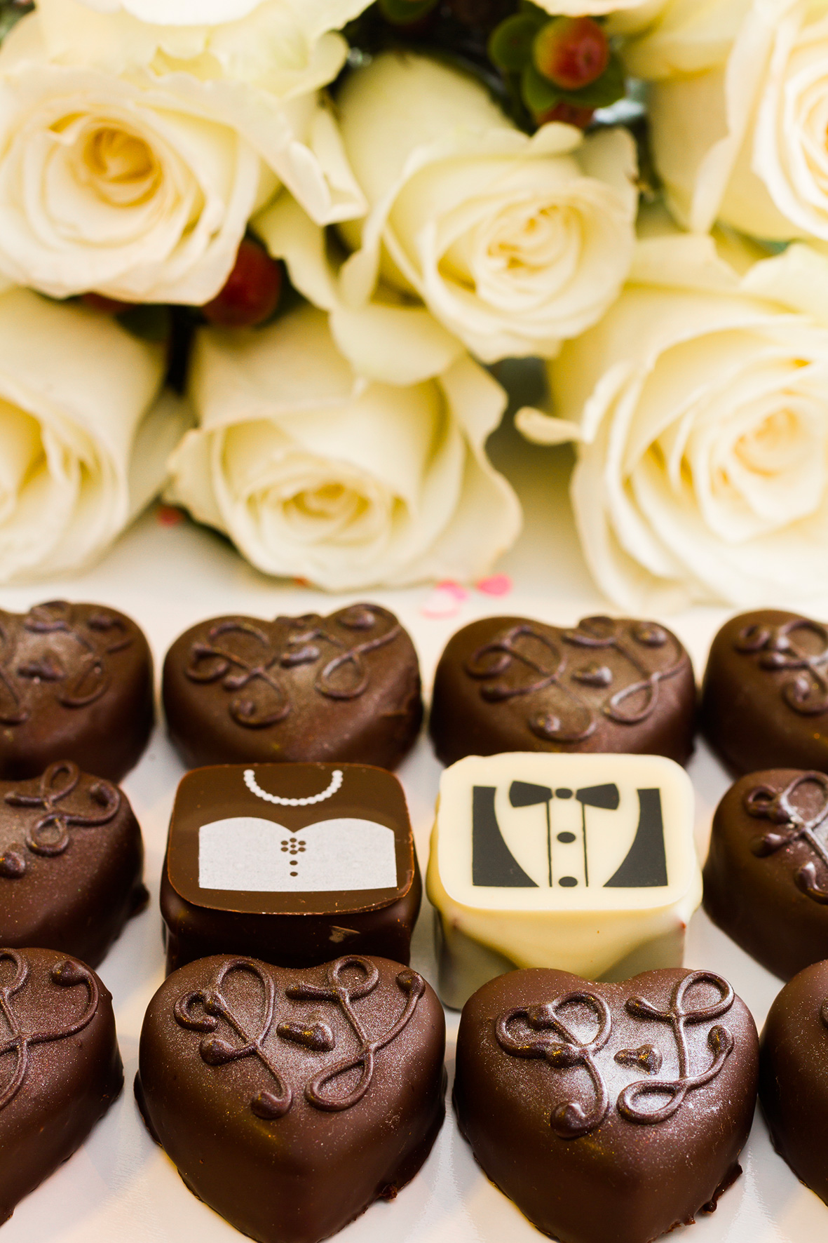 Plan de table mariage gourmand thème macaron Plan de table mariage gourmand thème macaron