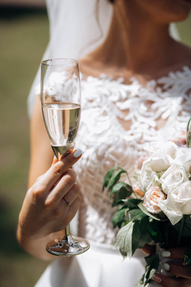 Plan de table mariage gourmand thème vin et champagne