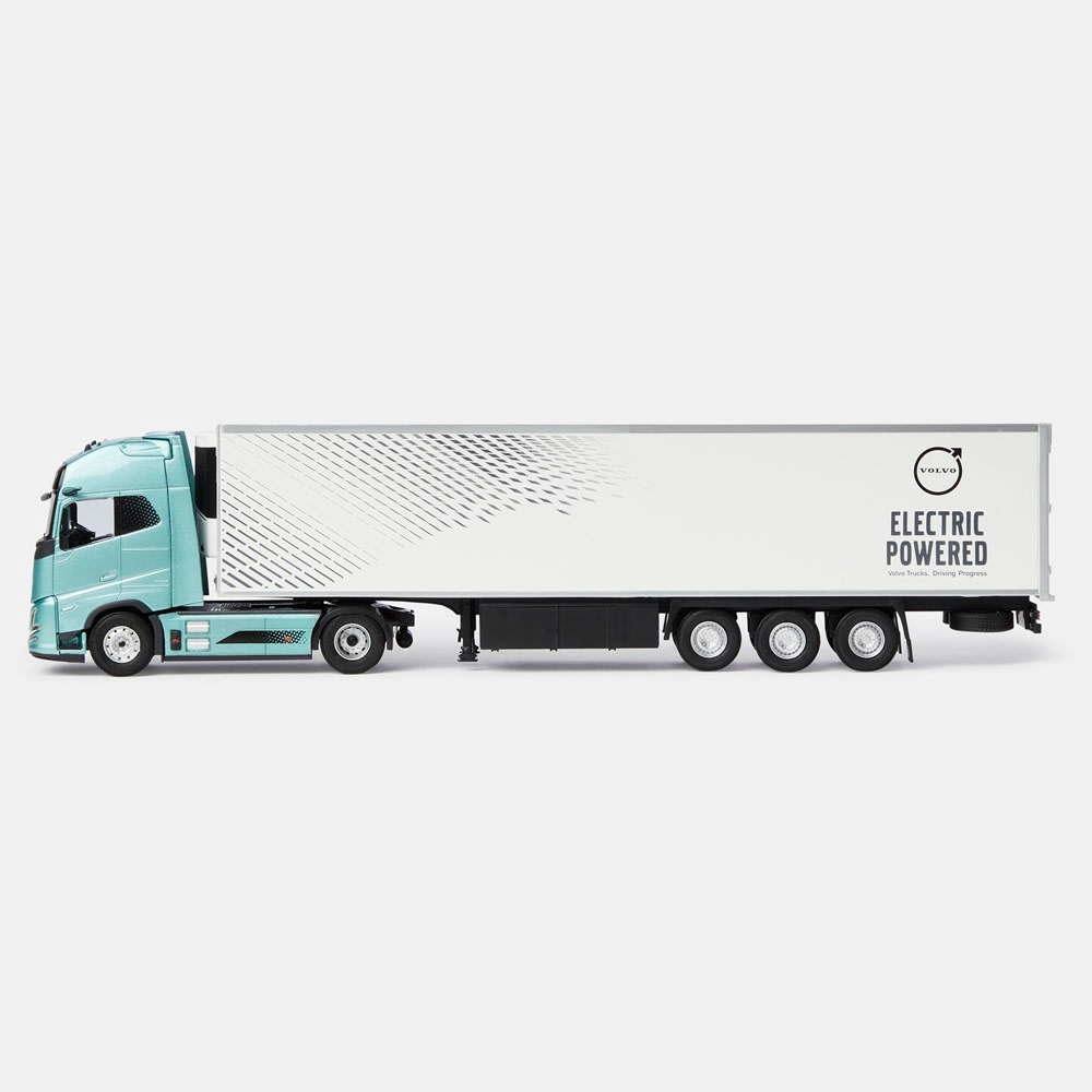 Volvo FH Aero Electric Tractor Trailer 1:43 - default