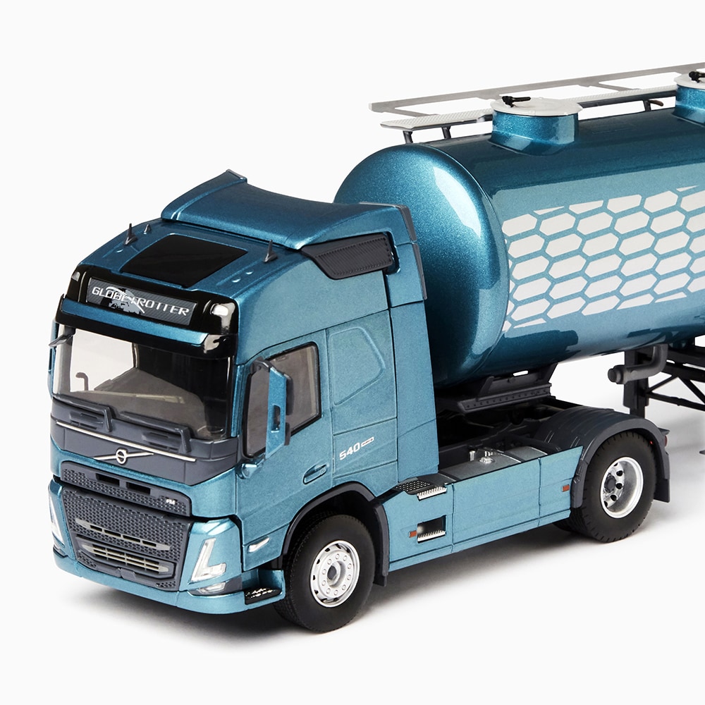 Volvo FM 4X2 Tractor with Tank Trailer 1:43 - default