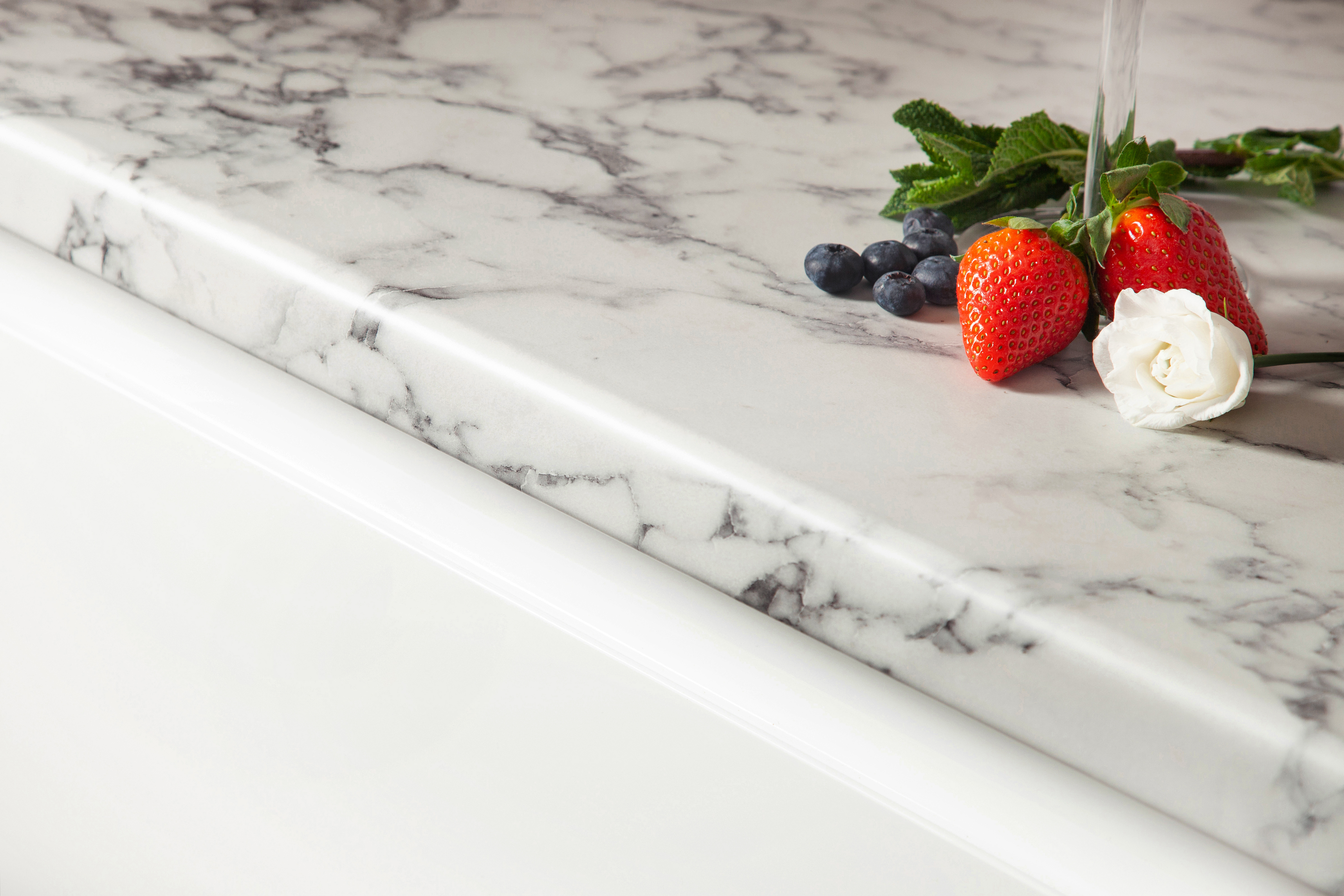 Marble Calacatta Laminate Worktops - 3m x 635 x 38mm
