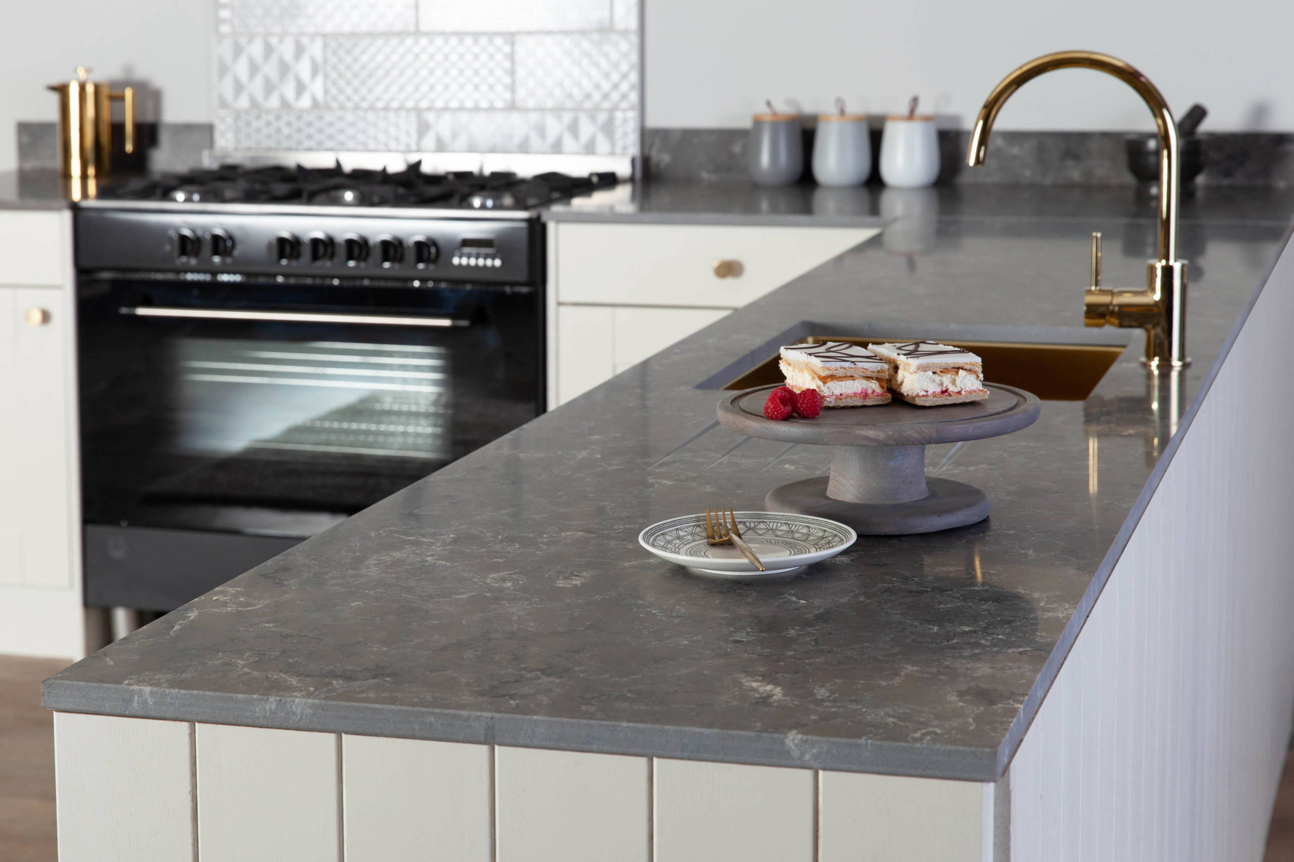 ferrato-solid-surface-worktop