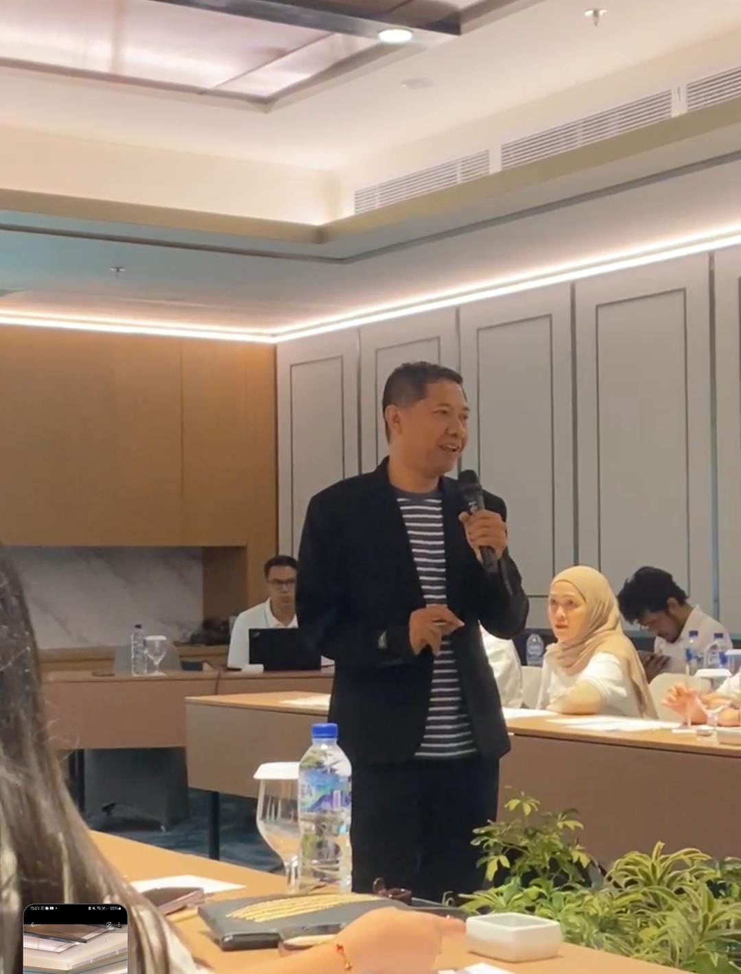 Pelatihan Public Speaking untuk Pengusaha Kalimantan Tengah