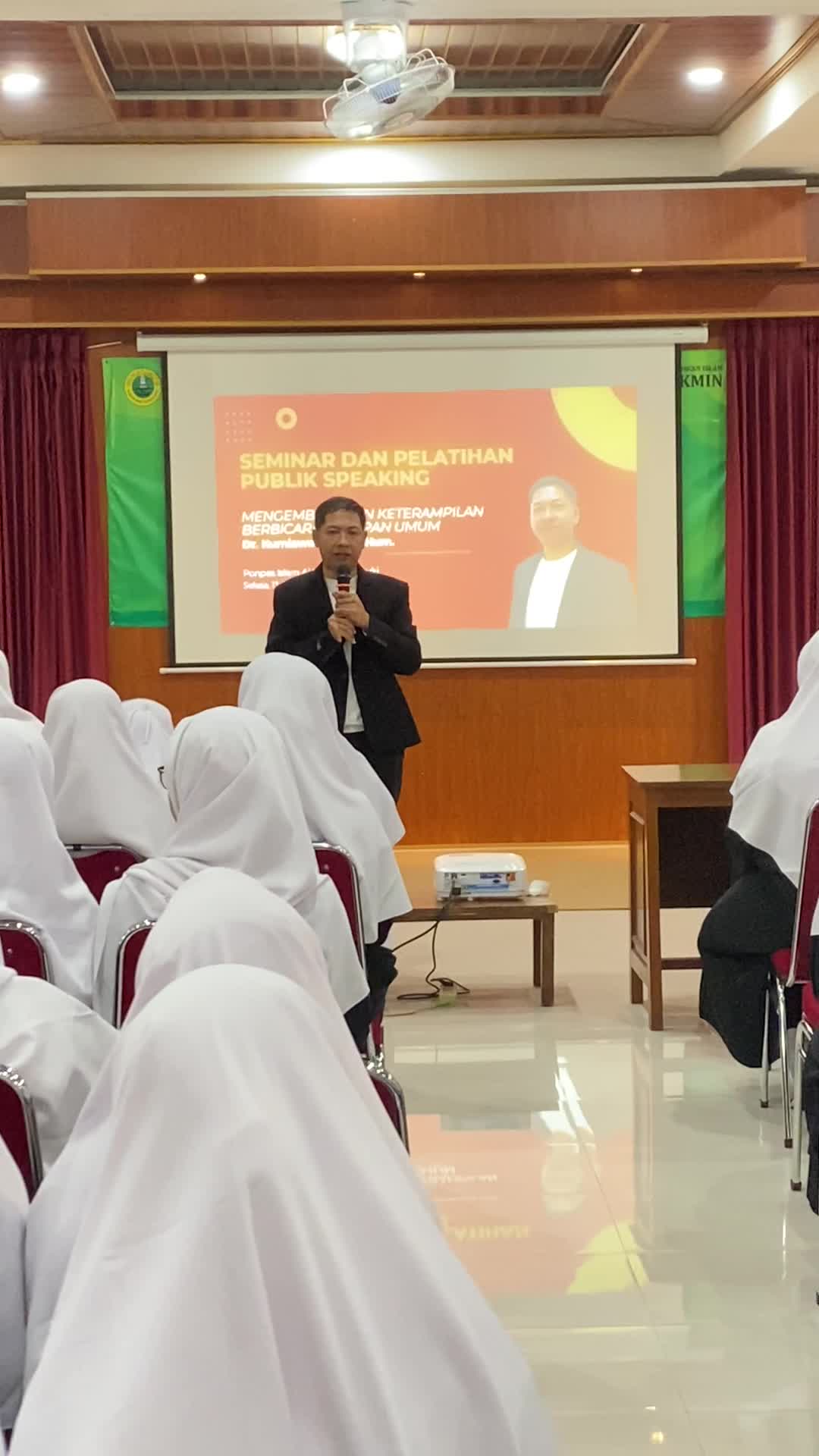 Seminar Public Speaking MA Al-Mukmin Ngruki