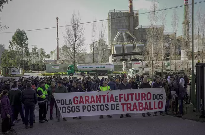 Fábrica parada, conflicto encendido: Ence Pontevedra en pie de guerra