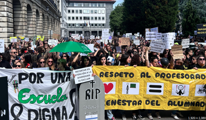 Asturias arde: los docentes cumplen dos semanas de huelga indefinida y no piensan rendirse