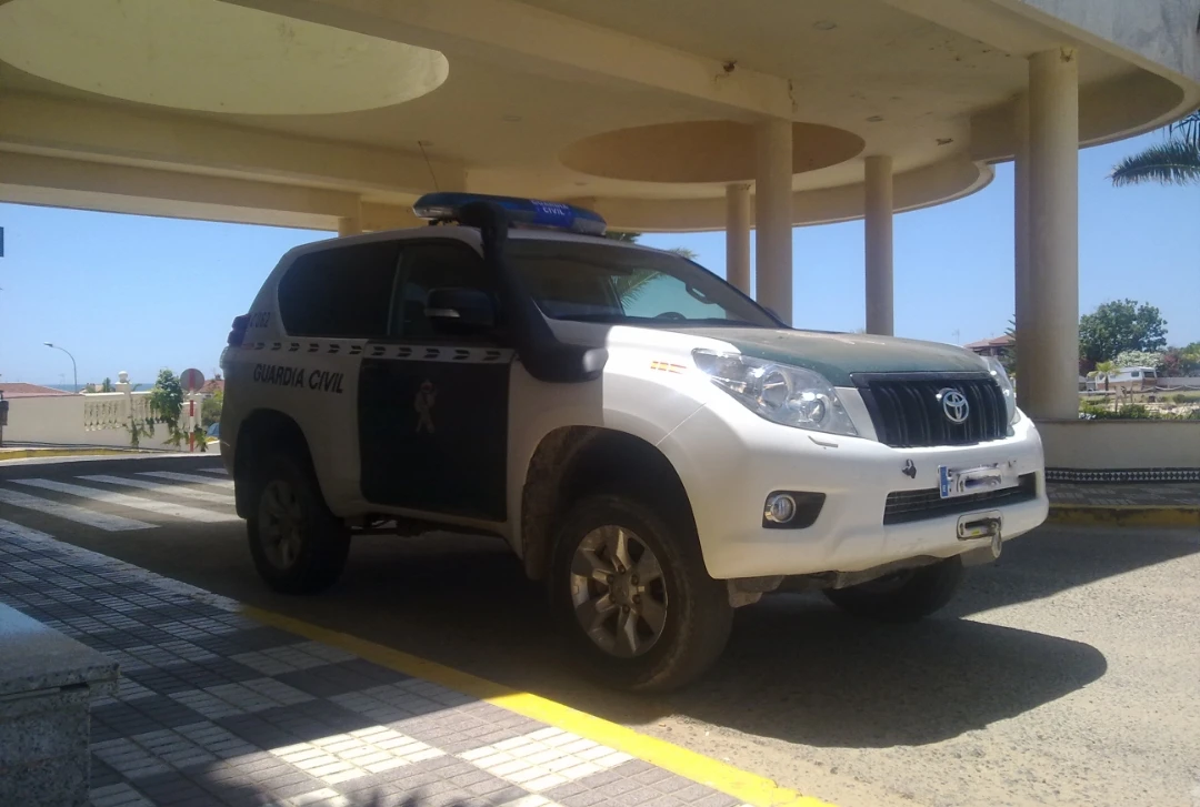 Seprona desmantela dos talleres ilegales en Ciutadella (Menorca) en polígono y suelo rústico