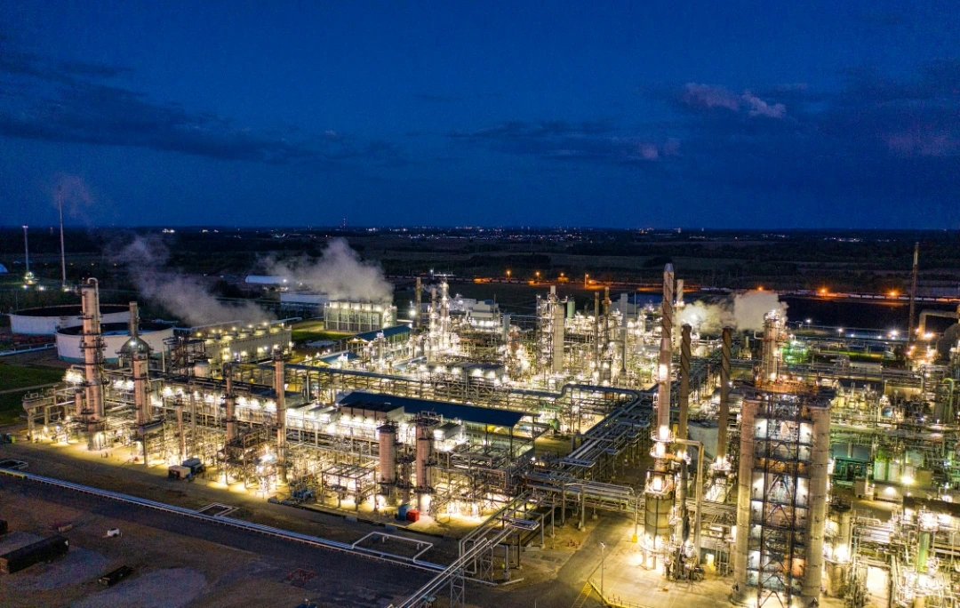 Puertollano: amenazan con huelga general en contratas de Repsol