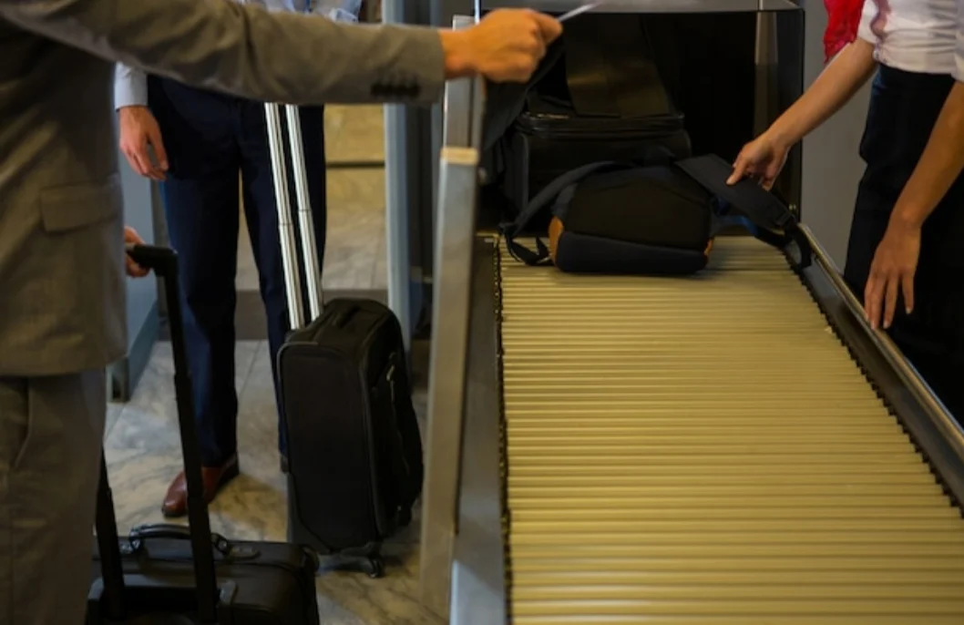 Barajas: Trablisa anuncia despidos y tacha de “ilegal” la huelga de seguridad