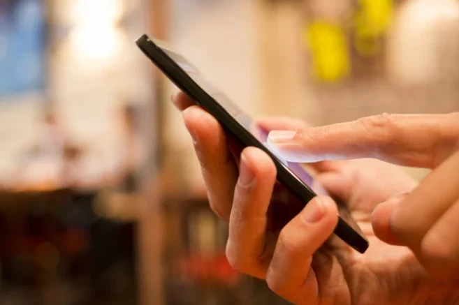 Nueva Ley de Fichaje Digital 2026: registro horario obligatorio, sin papel y con multas de hasta 10.000 €