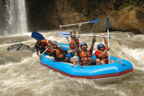 Kundalika Rafting in Maharashtra