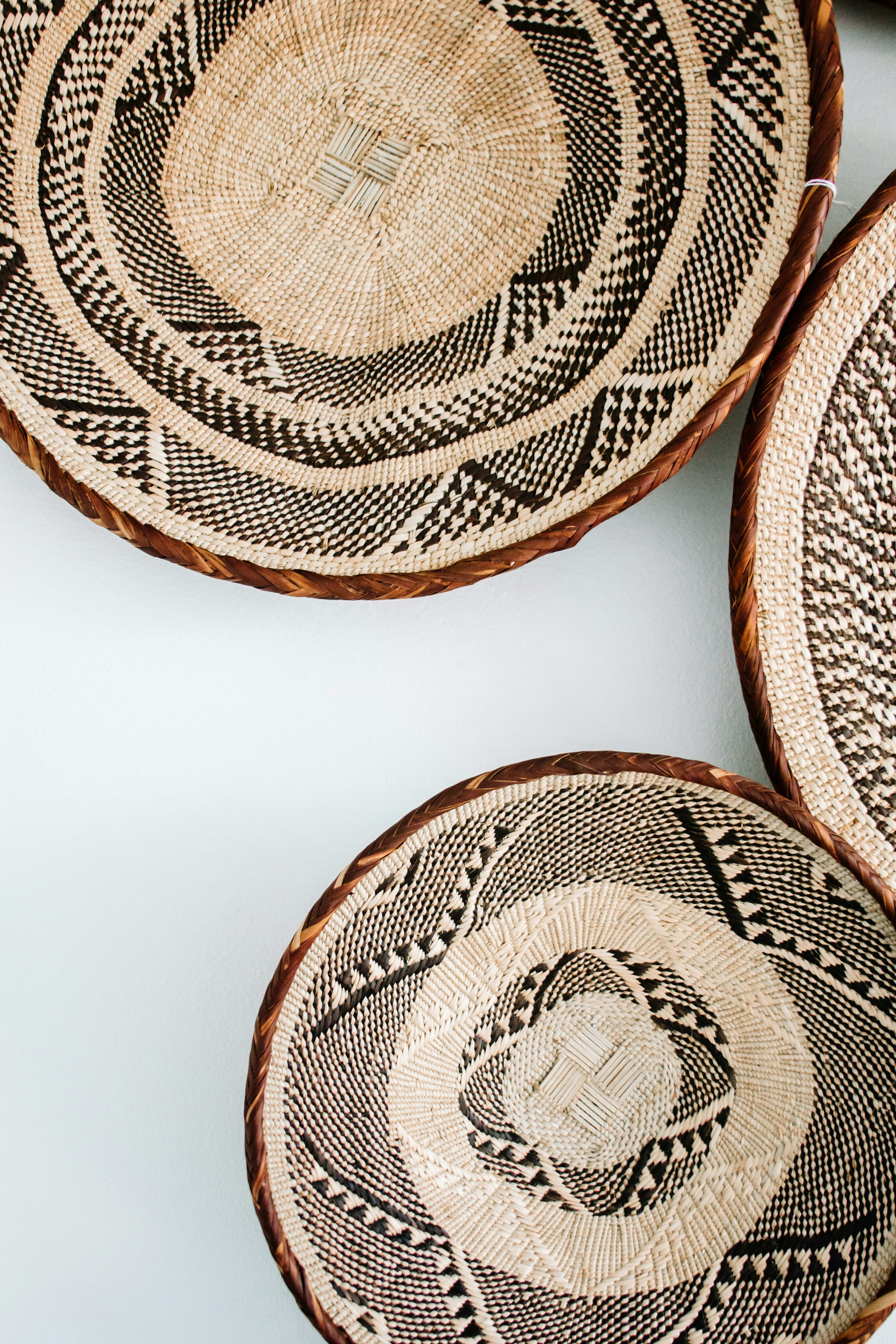 Woven wall plates arranged on a wall