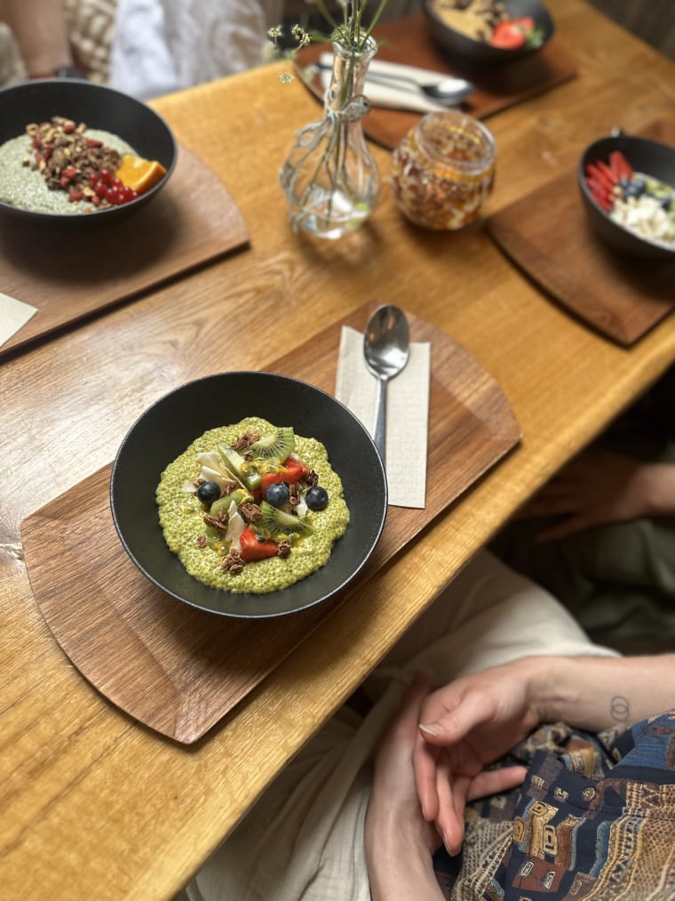 Plant-based breakfast at Mama Reykjavík