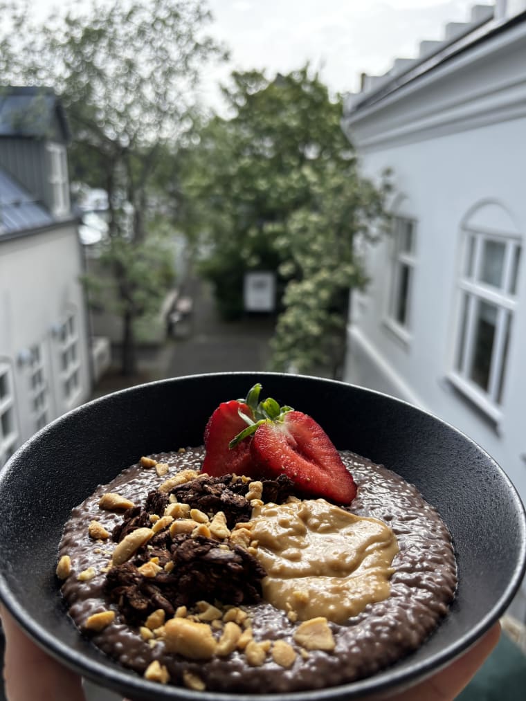 Plant-based breakfast at Mama Reykjavík