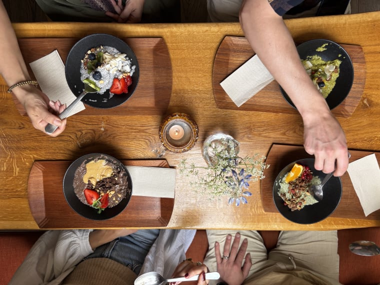 Plant-based breakfast at Mama Reykjavík