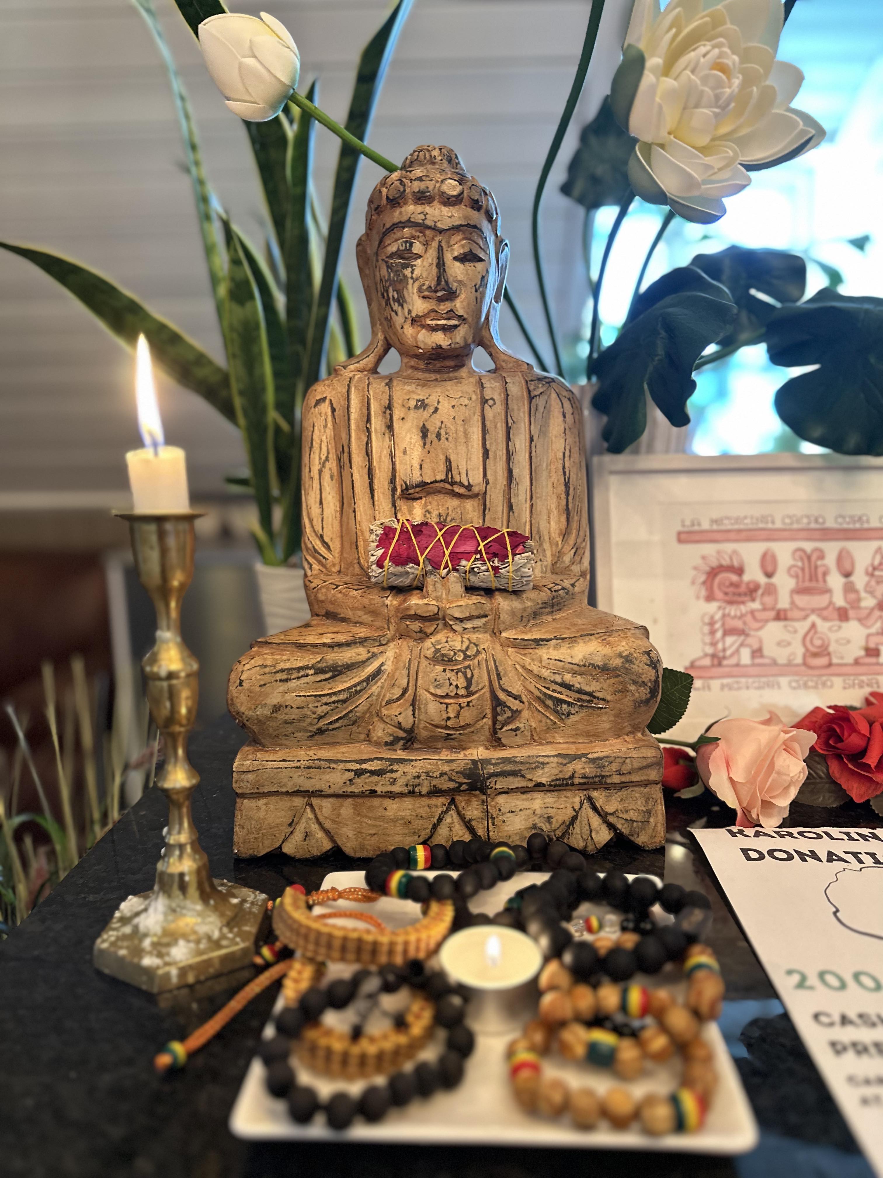 Vendor table and market details at White Lotus