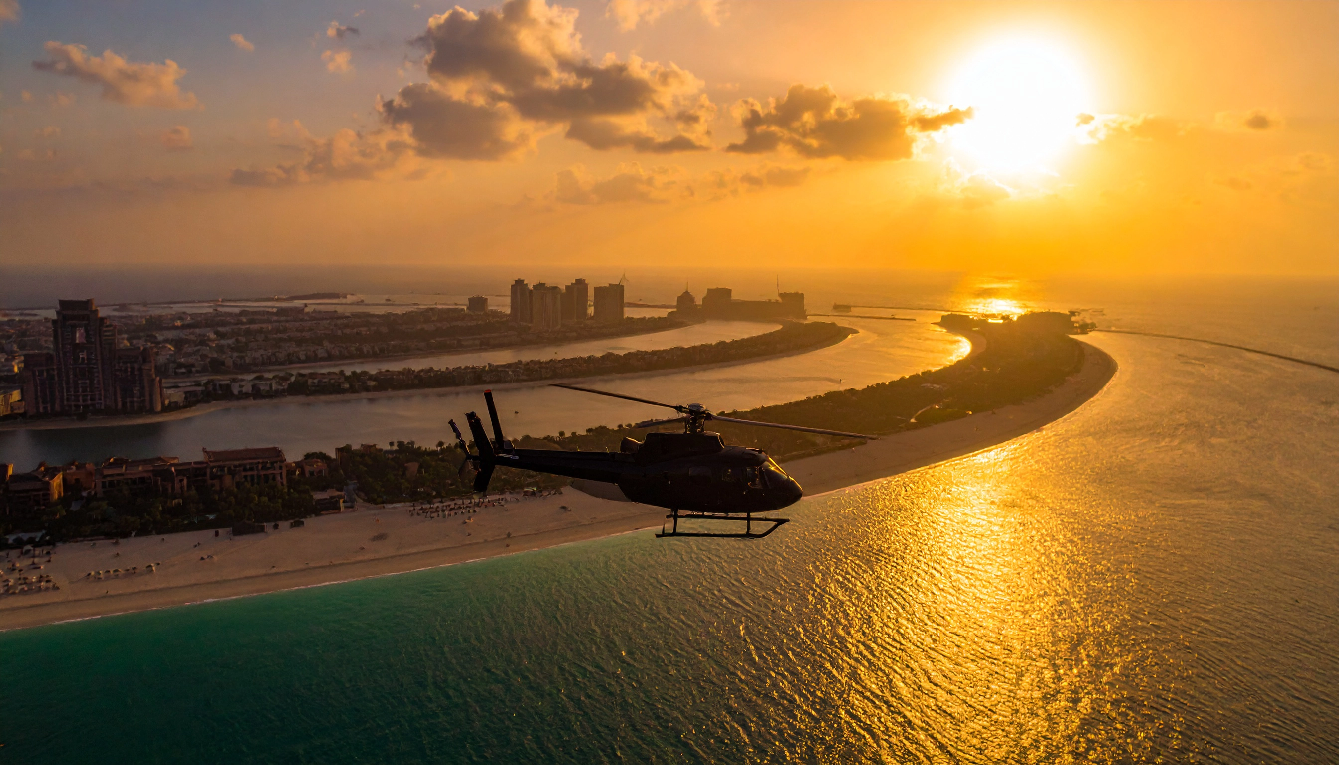 Image de couverture pour l'article : Le meilleur tour en hélicoptère à Dubaï