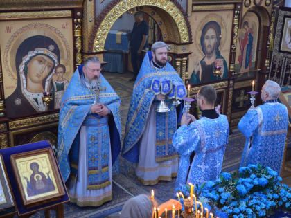 Праздник Успения Божией Матери в Знаменском храме г. Ханты-Мансийска