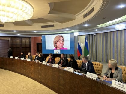 Александр Новьюхов поприветствовал участников встречи Российского экспортного центра и женщин-региональных лидеров Югры