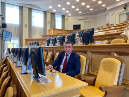 Александр Новьюхов поздравил депутатов и сотрудников аппарата с 30-летием Думы Ханты-Мансийского автономного округа – Югры