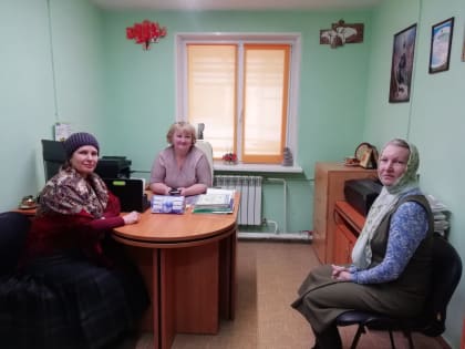 Волонтеры общества «Трезвение» при кафедральном соборе Преображения посетили центр социальной помощи в Сургуте