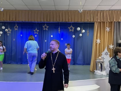 В Излучинске в рамках  акции  «Душевное богатство» состоялась ежегодная «Рождественская ярмарка»