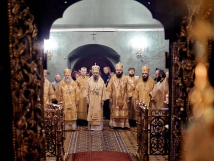 Митрополит Павел сослужил Патриаршему Экзарху Юго-Восточной Азии митрополиту Сергию за Литургией в храме Живоначальной Троицы в Останкино г. Москвы