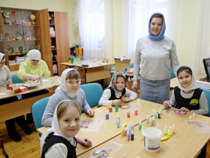 Кружки «Творческая мастерская» и «Рукоделие»  действуют в воскресной школе пгт. Пойковский