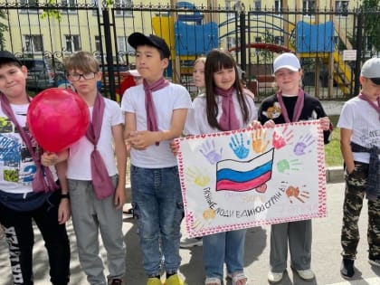Митинги, акции и флешмобы для детей и взрослых: в Югре отметили День России