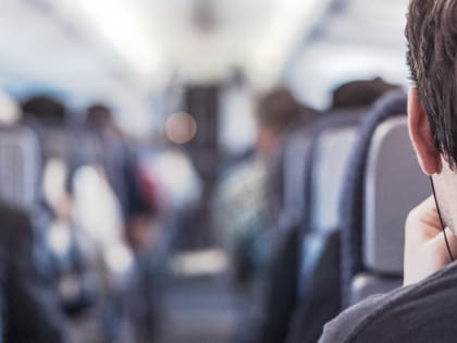 Высокопоставленного чиновника заподозрили в дебоше в самолете из Ханты-Мансийска
