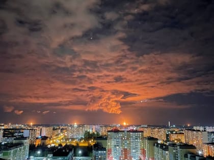 В Нижневартовске приняли за пожар факельное горение газа на месторождении
