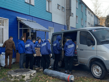 Молодогвардейцы Ханты-Мансийска оказали помощь в отправке гуманитарной помощи военнослужащим