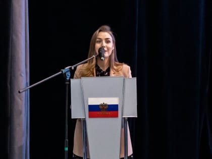 Молодые парламентарии приняли участие в первом заседании Молодежного парламента при Думе Нягани