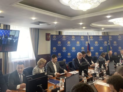 Николай Ташланов: «В ходе корректировки бюджета Югры основными получателями дополнительных средств станут жилищная сфера, промышленность и туризм, социальное и демографическое разв