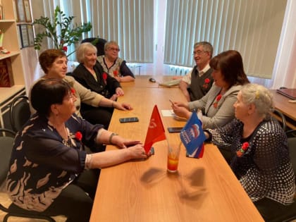 Единороссы Нижневартовского района провели встречу с активом Совета ветеранов поселка Излучинский