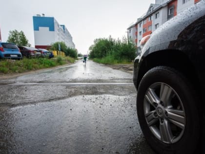 ​В ХМАО мигрант-подросток сбил семью с маленьким ребенком