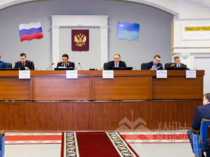 В Ханты-Мансийске наградили лучших сотрудников межмуниципального отдела внутренних дел