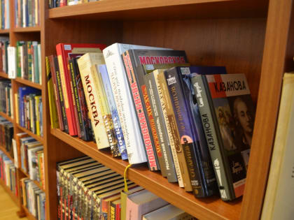 Школьники Нижневартовска пожаловались на ветхие учебники