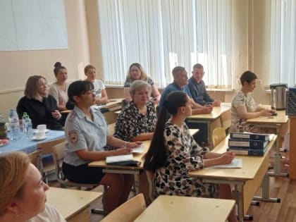 Команда Югры проверит все образовательные учреждения Советского района