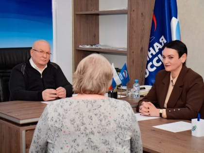 Владимир Семенов провел личный прием граждан