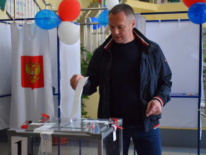 Выборы губернатора Тюменской области продолжаются